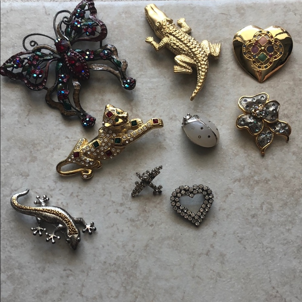 Pins. All for 19$